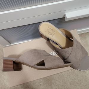 EUC Naturalizer Arielle slides 6W